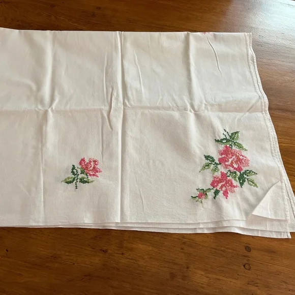 Vintage White Linen Tablecloth with Pink and Green Flowers and Leaves - Picture 2 of 9